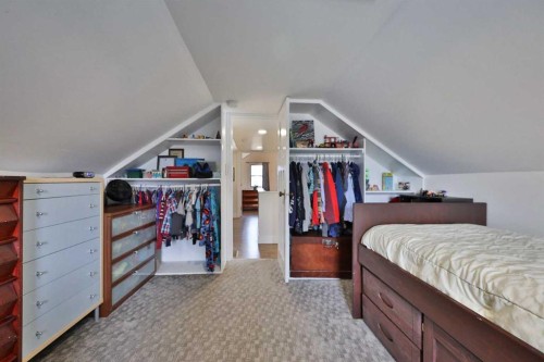 54 S 200 W, Raymond, AB - Indoor