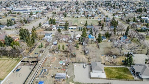 54 S 200 W, Raymond, AB - Outdoor With View