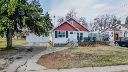 54 S 200 W, Raymond, AB - Outdoor