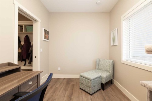 129 Sixmile Bend South, Lethbridge, AB - Indoor Photo Showing Other Room