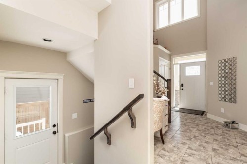 129 Sixmile Bend South, Lethbridge, AB - Indoor Photo Showing Other Room