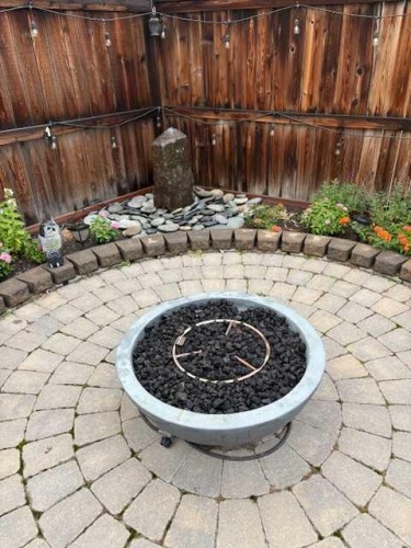 129 Sixmile Bend South, Lethbridge, AB - 