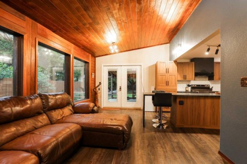 108 3 Street, Warner, AB - Indoor