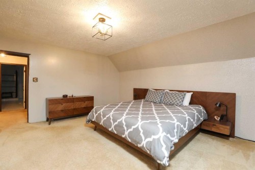 108 3 Street, Warner, AB - Indoor Photo Showing Bedroom