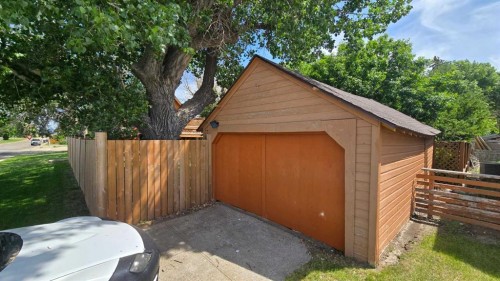 108 3 Street, Warner, AB - Outdoor