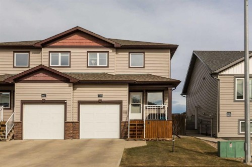 4405 Lake Drive, Coalhurst, AB - Outdoor