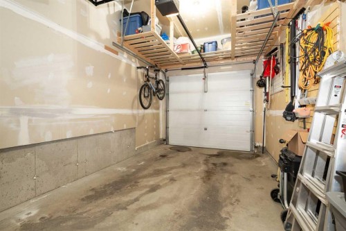 4405 Lake Drive, Coalhurst, AB - Indoor Photo Showing Garage