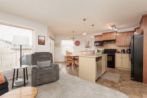 4405 Lake Drive, Coalhurst, AB - Indoor