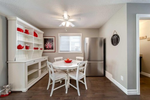 839 37 Avenue, Edmonton, AB - Indoor Photo Showing Dining Room