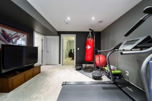 839 37 Avenue, Edmonton, AB - Indoor