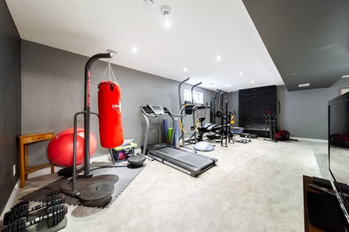 839 37 Avenue, Edmonton, AB - Indoor Photo Showing Gym Room