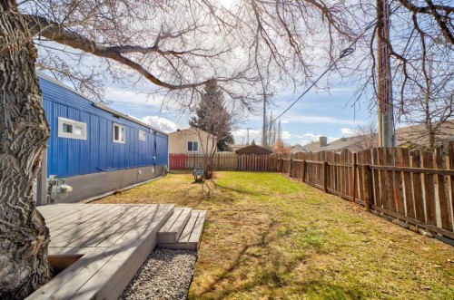 2-1410 43Rd Street, Lethbridge, AB 