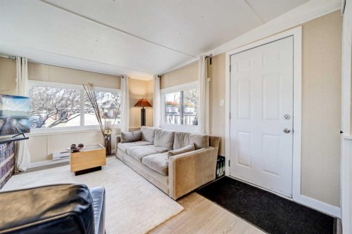 2-1410 43Rd Street, Lethbridge, AB 