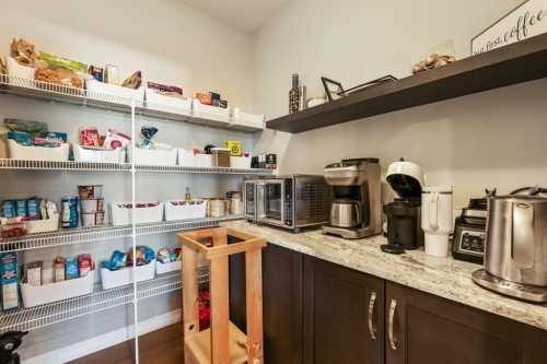 370 Magnolia Heath Se, Calgary, AB - Indoor