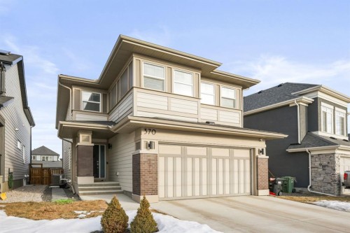 370 Magnolia Heath Se, Calgary, AB - Outdoor With Facade