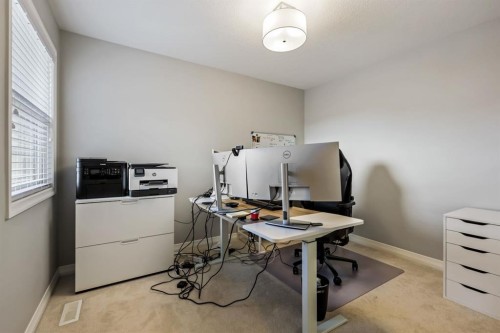 370 Magnolia Heath Se, Calgary, AB - Indoor Photo Showing Office