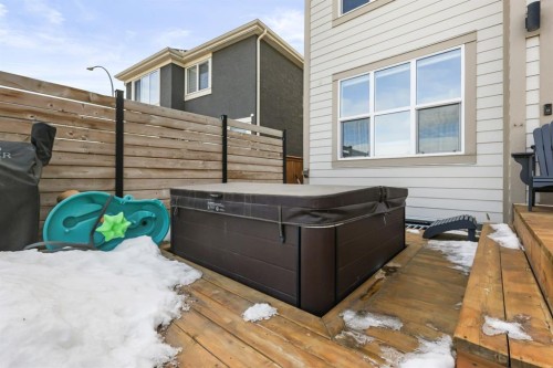 370 Magnolia Heath Se, Calgary, AB - Outdoor With Exterior