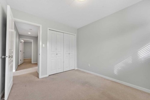 107 Keystone Terrace West, Lethbridge, AB - Indoor Photo Showing Other Room