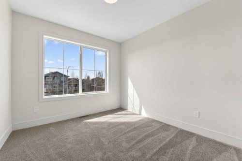 3109 44 Street South, Lethbridge, AB - Indoor Photo Showing Other Room