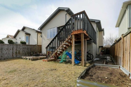 329 Grizzly Crescent North, Lethbridge, AB - Outdoor
