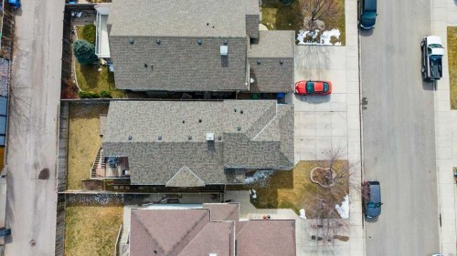 329 Grizzly Crescent North, Lethbridge, AB - Outdoor