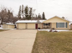 240 3 Avenue EASTCardston, AB T0K 0K0