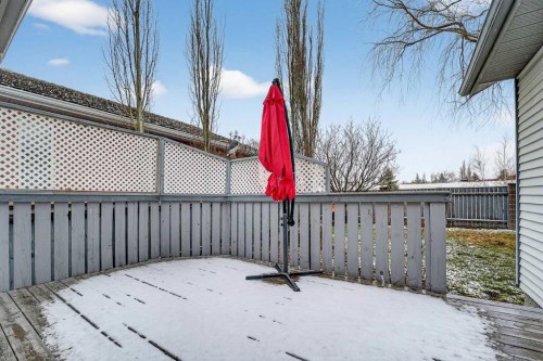 38 Harvard Crescent West, Lethbridge, AB - Outdoor With Exterior