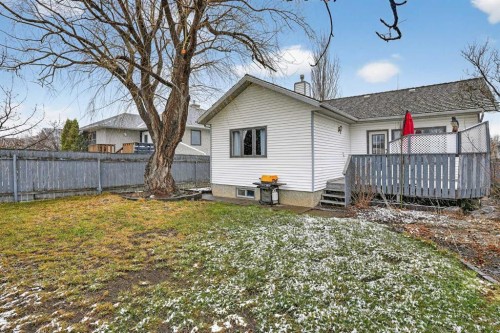38 Harvard Crescent West, Lethbridge, AB - Outdoor With Deck Patio Veranda