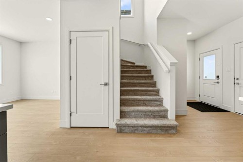 4517 31 Avenue South, Lethbridge, AB - Indoor Photo Showing Other Room