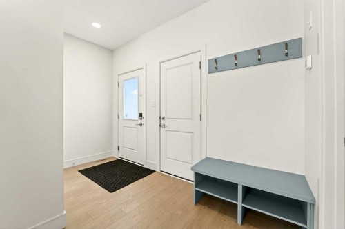 4517 31 Avenue South, Lethbridge, AB - Indoor Photo Showing Other Room