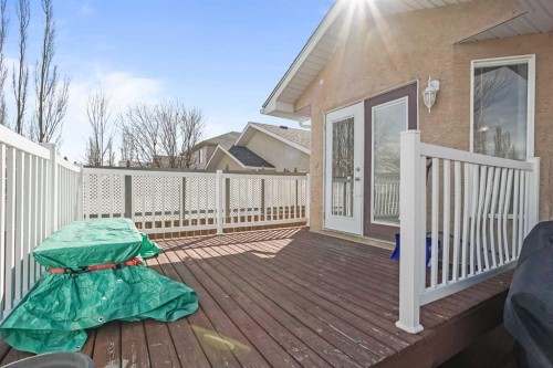 41 Heritage Circle West, Lethbridge, AB - Outdoor With Deck Patio Veranda With Exterior