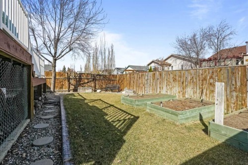 41 Heritage Circle West, Lethbridge, AB - Outdoor
