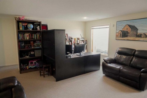 46 Heritage Place West, Lethbridge, AB - Indoor