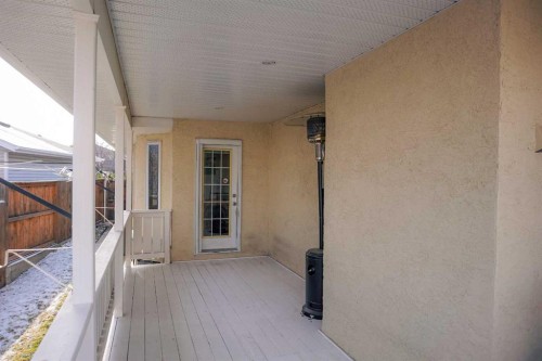 46 Heritage Place West, Lethbridge, AB - Outdoor With Exterior