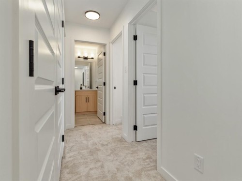 661 Blackwolf Boulevard North, Lethbridge, AB - Indoor Photo Showing Other Room