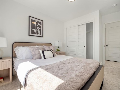 661 Blackwolf Boulevard North, Lethbridge, AB - Indoor Photo Showing Bedroom