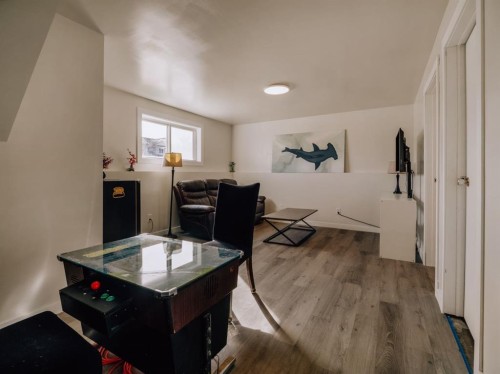 5327 3A Street West, Claresholm, AB - Indoor Photo Showing Other Room