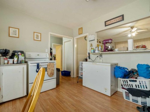 1508 19 Avenue, Coaldale, AB - Indoor Photo Showing Laundry Room