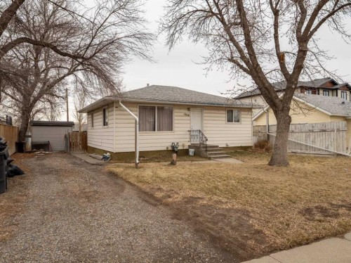 1508 19 Avenue, Coaldale, AB - Outdoor