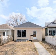 915 8 Street SOUTHLethbridge, AB T1J 2K7