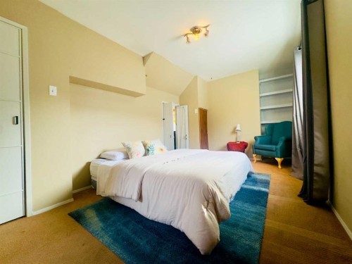 15030 21 Aveunue, Frank, AB - Indoor Photo Showing Bedroom