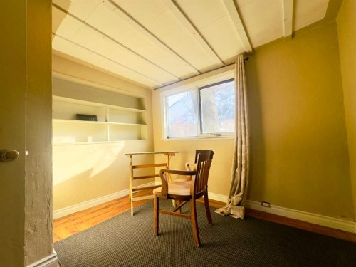 15030 21 Aveunue, Frank, AB - Indoor