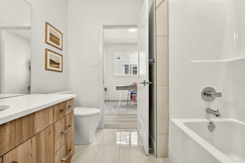 63 Miners Road West, Lethbridge, AB - Indoor Photo Showing Bathroom