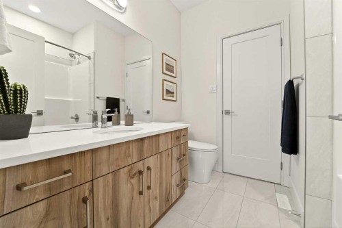 63 Miners Road West, Lethbridge, AB - Indoor Photo Showing Bathroom