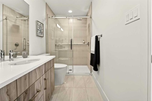 63 Miners Road West, Lethbridge, AB - Indoor Photo Showing Bathroom