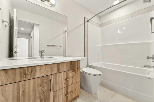 63 Miners Road West, Lethbridge, AB - Indoor Photo Showing Bathroom