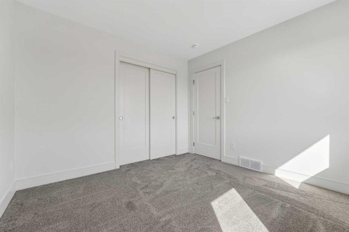 63 Miners Road West, Lethbridge, AB - Indoor Photo Showing Other Room