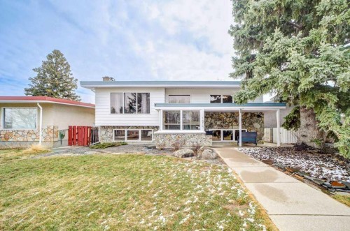 1815 Lakepoint Road SOUTH Lethbridge, AB T1K 3H5