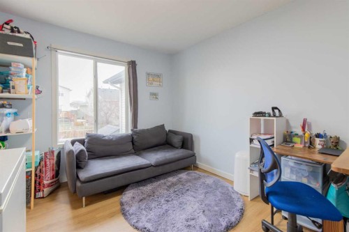 39 Blackfoot Boulevard West, Lethbridge, AB - Indoor