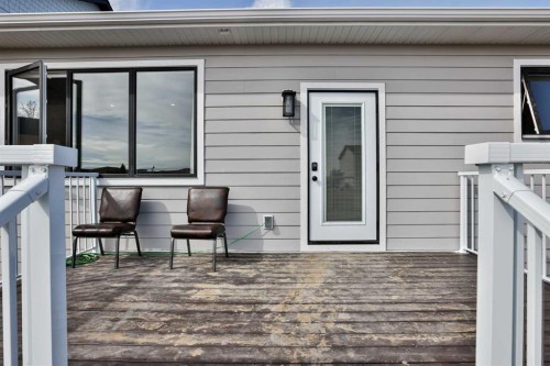 311 S 100 W, Raymond, AB - Outdoor With Exterior